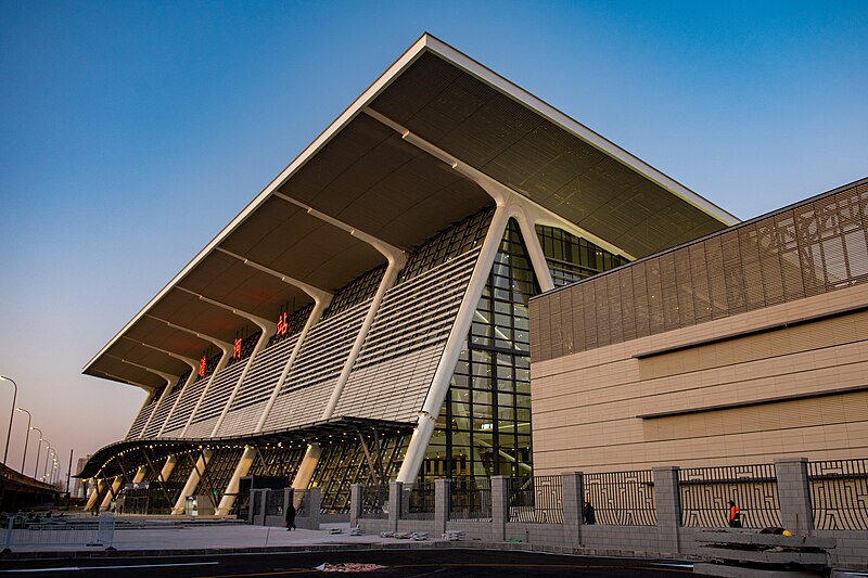 File:Qinghe Railway Station (20191230170630).jpg