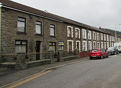 Row of stone houses, Bailey Street, Ton Pentre - geograph.org.uk - 6041277.jpg