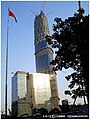 Érection du Guangzhou International Finance Center, Wilkinson Eyre (2005-2010). Chantier en 2008, proche Rivière des Perles. 438 m.