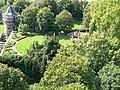 Garten des Neuen Schlosses mit dem Ochsenturm