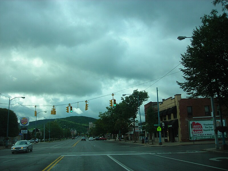 File:New York State Route 16 091707 162.jpg