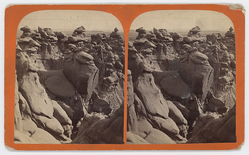 File:Badlands near Ft. Bridger (24431625119).jpg