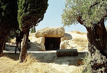 Dolmen de Menga, Antequera