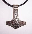 Mjölnir als amulet.