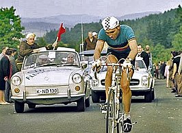 Eddy Merckx in actie op het wereldkampioenschap van 1966, hij zou op 35 seconden van de winnaar als twaalfde eindigen