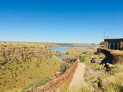 Hardap dam view.jpg