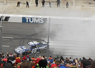 Kemenangan ke-59 – Martinsville Speedway, 28 Oktober 2012.