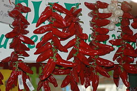 Piments d'Espelette séchés.