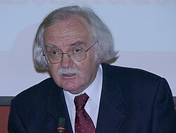 A Akadémia Vikár Béla-emlékülésén (2009)