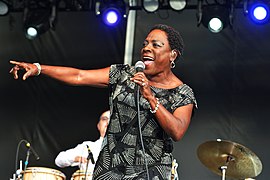 Sharon Jones (19366613154).jpg