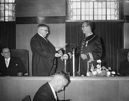 Installatie als burgemeester van Tilburg (1957)