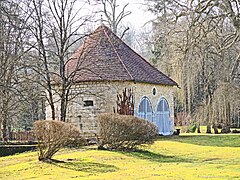 Tour Ouest de l'ancien château de Soye.