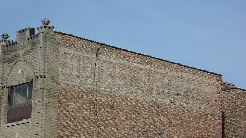 File:Hotel Berwyn ghost sign.jpg