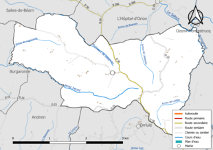 Carte en couleur présentant le réseau hydrographique de la commune