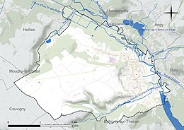 Carte en couleur présentant le réseau hydrographique de la commune