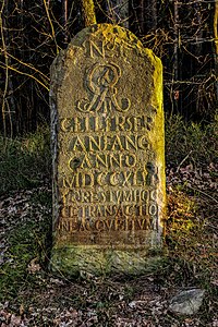 17. Platz: Landmensch 2 mit Historischer Grenzstein in Westergellersen im Landkreis Lüneburg