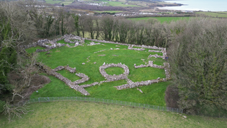 Pentref Celtaidd Din Lligwy Celtic village (pre-Roman) nr Moelfre, Ynys Mon, Wales 18.png