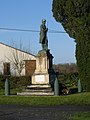 Le monument aux morts de Pommiers.