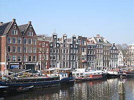 Amstel ter hoogte van nr 332