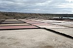 Samtida solavdunstning saltpannor på ön Lanzarote vid Salinas de Janubio.