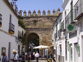 Puerta de Almodóvar.