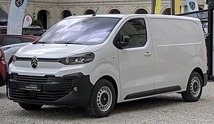 Citroën ë-Jumpy - left front view