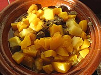 Tajine with lamb and mango