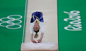 Treino da seleção feminina de ginástica artística do Brasil (28487361780).jpg