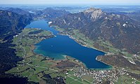 Salzburgisches Salzkammergut: Wolfgangsee, mit dem südseitigen Salzburger Ufer links