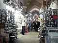 Bazar di Esfahan, venditori di samovar.