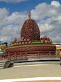 I den kambodsjanske byen Kampot har frukten fått sitt eget monument