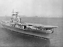 USS Hornet (CV-8) underway in Hampton Roads on 27 October 1941.jpg