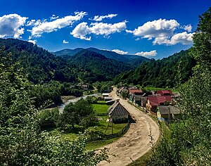 Вид на село Німецька Мокра