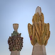 Turmspitzen, die der Eucharistie gewidmet sind, von Etsuro Sotoo