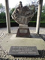 Maria van de Goede Duik (1954), Overloon