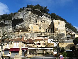 Skyline of Les Eyzies