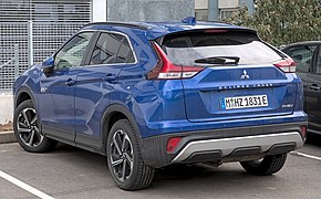 Mitsubishi Eclipse Cross PHEV - left rear view