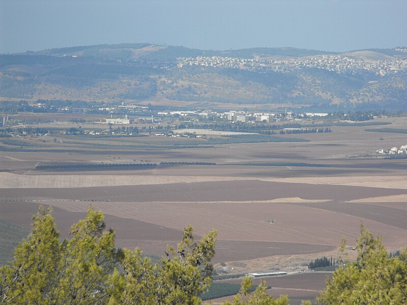 File:PikiWiki Israel 9807 View of Izrael Valley Israel.jpg