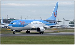 TUI Airways Boeing 737-800