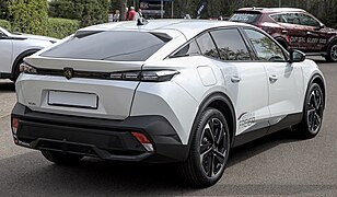 Peugeot 408 (crossover) - right rear view