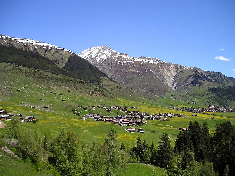 File:Surselva obere.JPG