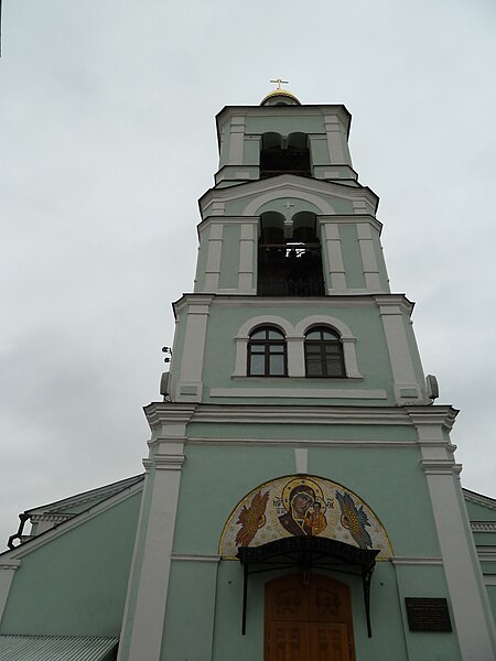 File:Evening in Tsaritsyno P1070227.JPG