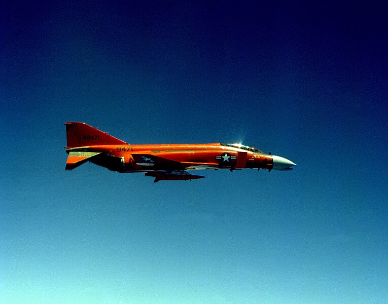 File:QF-4B PTMC with AQM-37 1981.jpeg