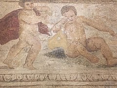 Teatro comunale (Ferrara), Putti, affresco staccato, dettaglio.jpg