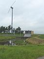 Modernes windbetriebenes Schöpfwerk bei Lageland, Provinz Groningen (NL)