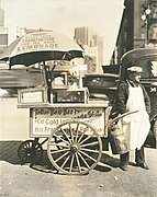 Hot Dog Stand, Manhattan 1936