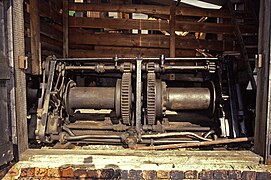 Lion Salt Works - steam winch - geograph.org.uk - 6821682.jpg