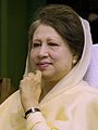 Begum Khaleda Zia رئيس وزراء بنغلاديش  [لغات أخرى]‏ (1991–1996, 2001–2006)