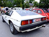 The interim Lotus Esprit S2.2