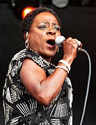 Sharon Jones (19801265110) (cropped).jpg